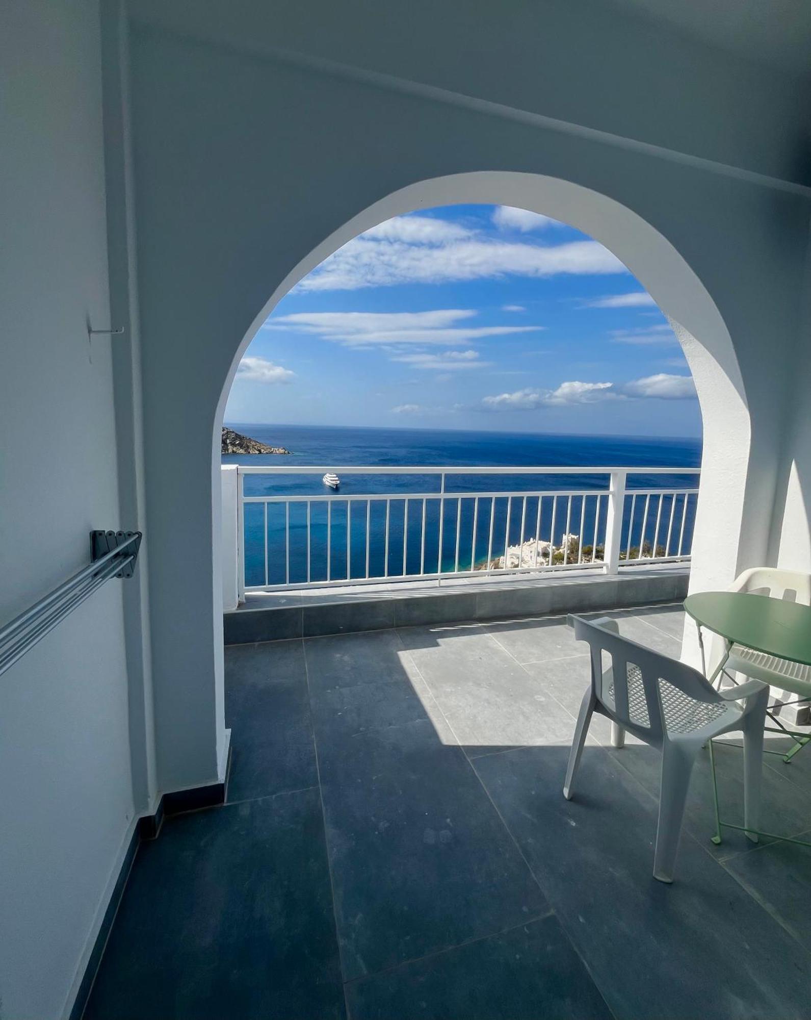 Hotel Petradi Chora (Ios)